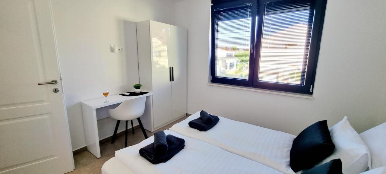 Dinary Apartman Вир Екстериор снимка