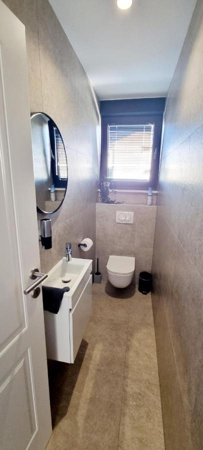 Dinary Apartman Вир Екстериор снимка