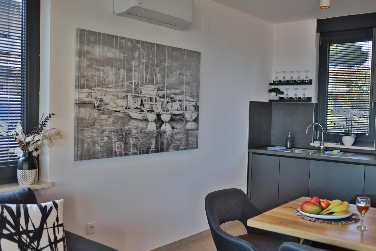 Dinary Apartman Вир Екстериор снимка