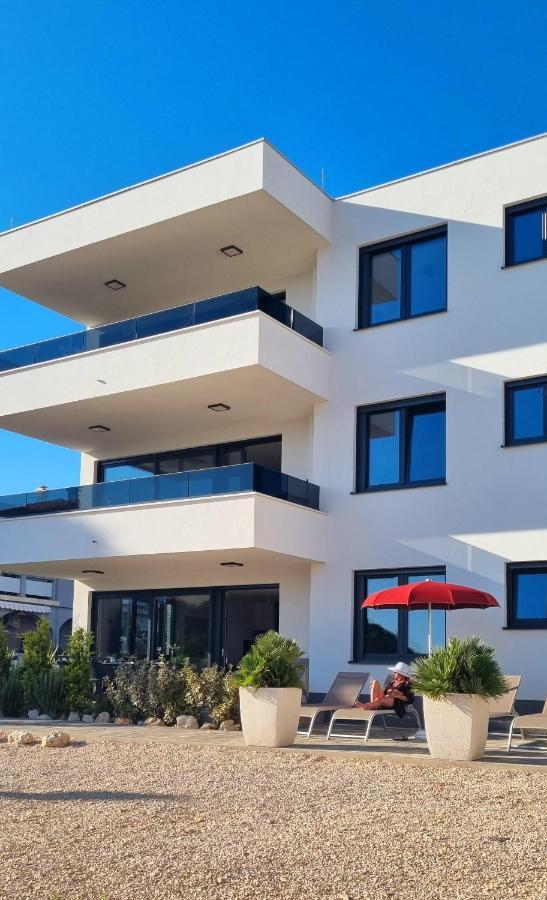 Dinary Apartman Вир Екстериор снимка
